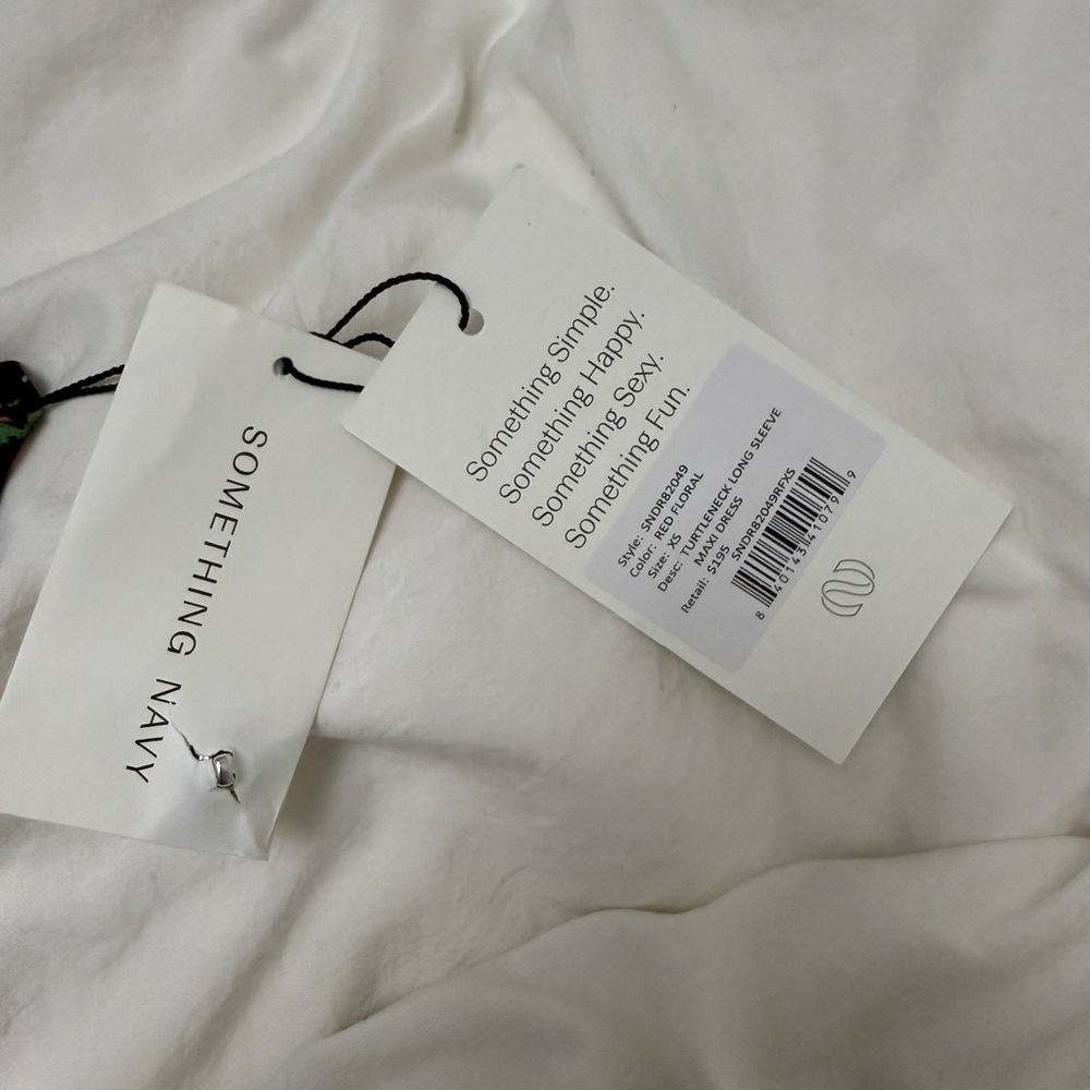 Something Navy White Tags - image 4